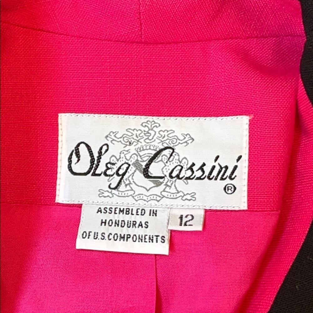 Oleg Cassini Vintage Longline Fuchsia Blazer with Black Accents - Picture 4 of 5
